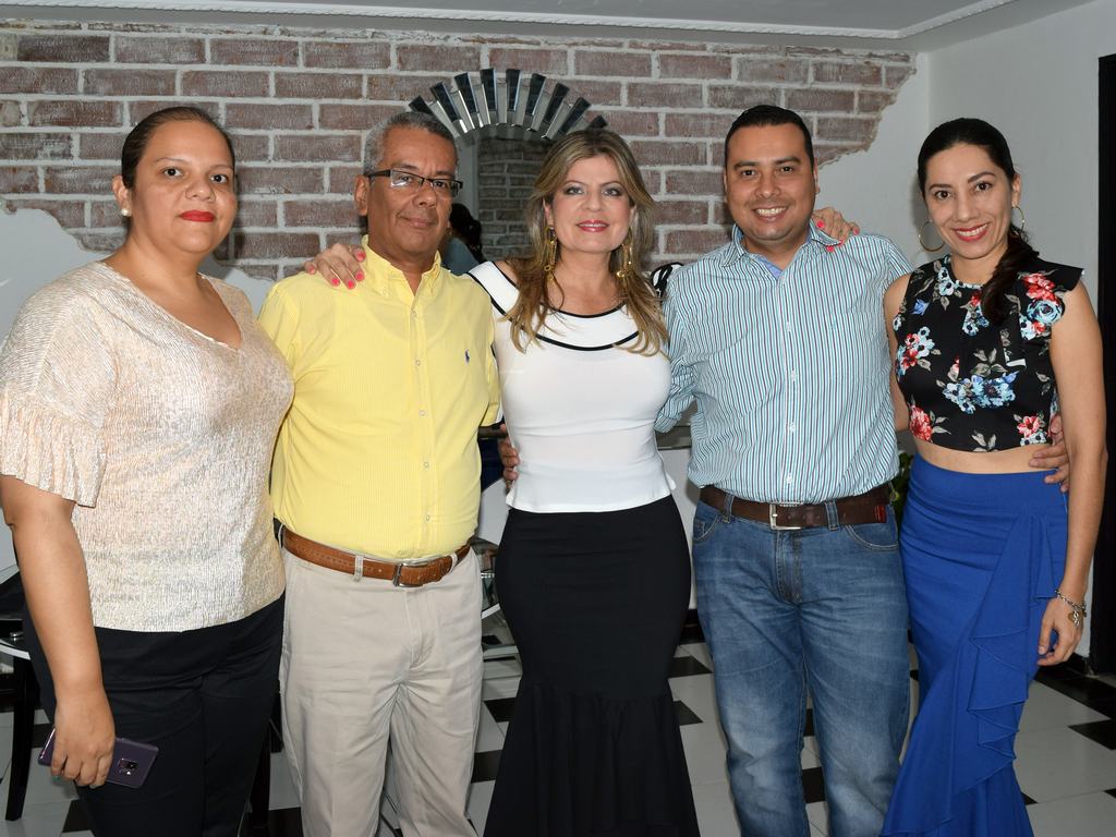 Ana María Castañeda, Edgar Conta, Cielo Ortiz, Rodrigo Méndez y Leidy Viviana Trujillo.